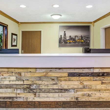 Days Inn By Wyndham Great Lakes Naval Base Северно Чикаго Екстериор снимка