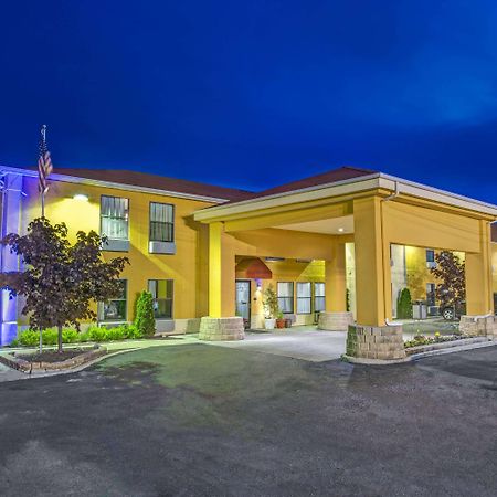 Days Inn By Wyndham Great Lakes Naval Base Северно Чикаго Екстериор снимка
